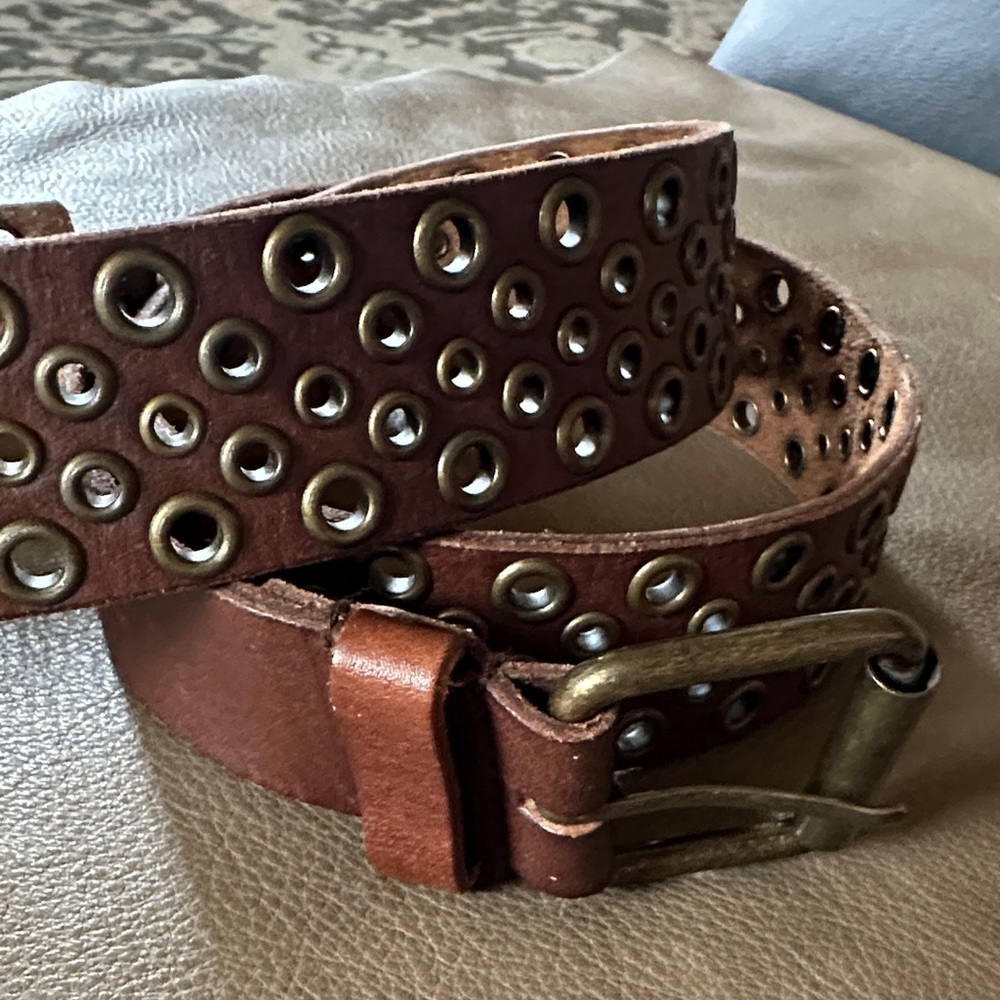 Arizona Jean Company Brown Belt with Brass Eyelets